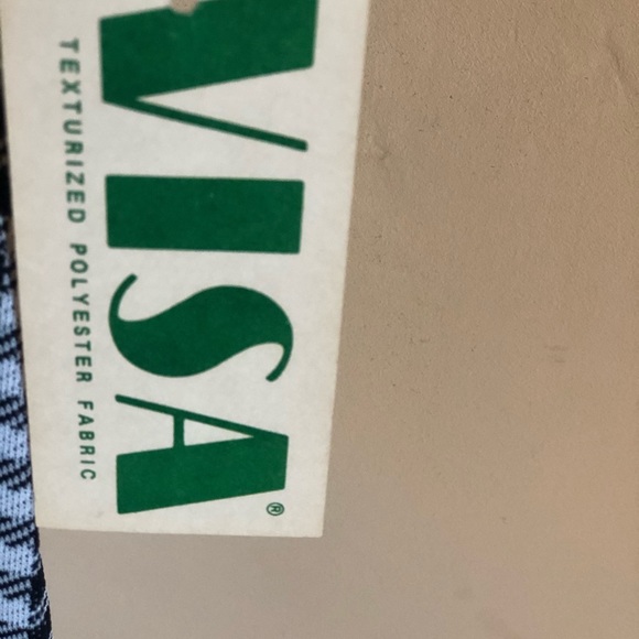 Pleated skirts - Picture 3 of 5